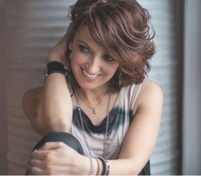 Vicky Gastelo traerá Músicos Profesionales a Espacio 17 Musas