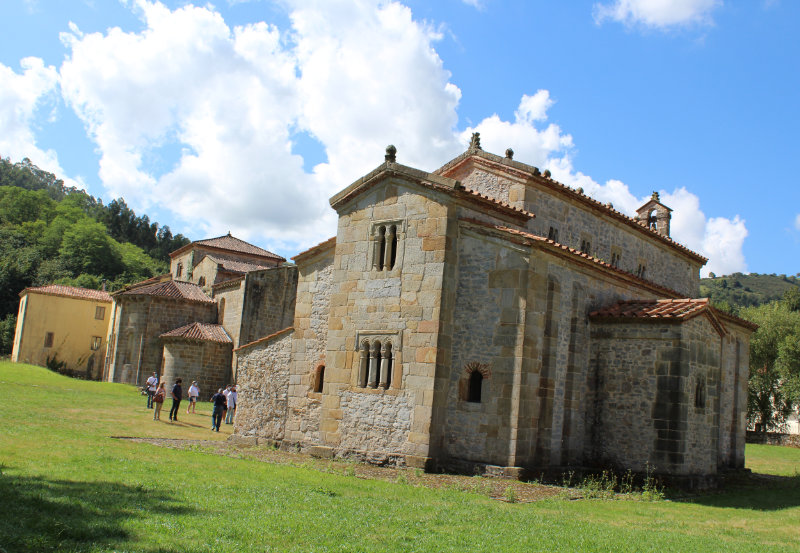 Iglesia de Santa María y el Conventín