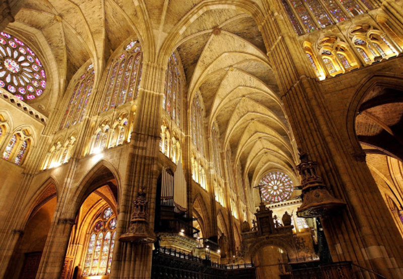 Interior Catedral de León, España.