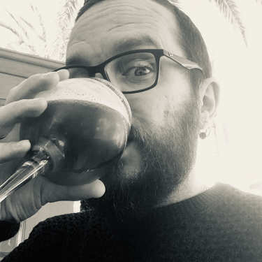 Javier Das, autor de Mi abuelo es soluble en agua.