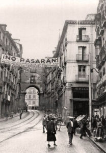 Madrid Calle Toledo ¡No pasarán! Guerra Civil Española.