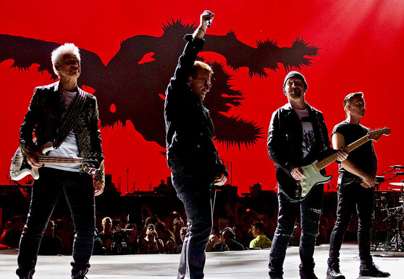 El sueño de McSorley, U2 en el escenario del Joshua Tree Tour 2017 en Kansas City Foto Mikey Brown