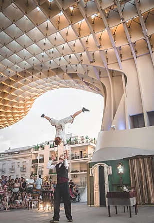 Escena de Tea Time Cirkofonic Foto Jessica Capas