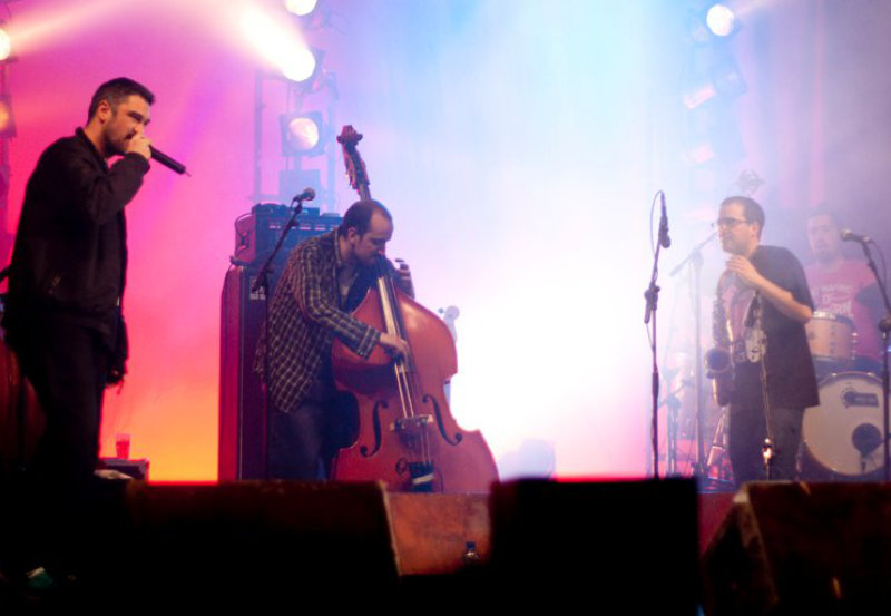 Kase.O con la banda Jazz Magnetism