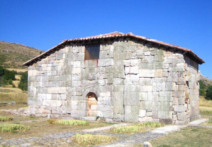 La Ruta de los Monasterios de la provincia de Burgos. Ermita de Santa María, Quintanilla de las Viñas.