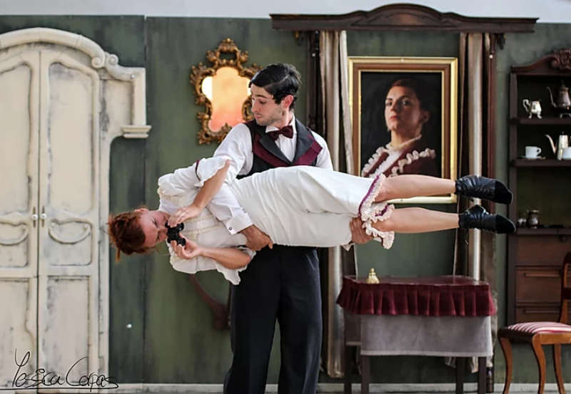 Tea Time Cirkofonic Jessica Capas