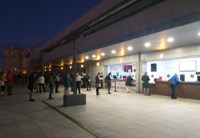 Ir al cine antes del toque de queda