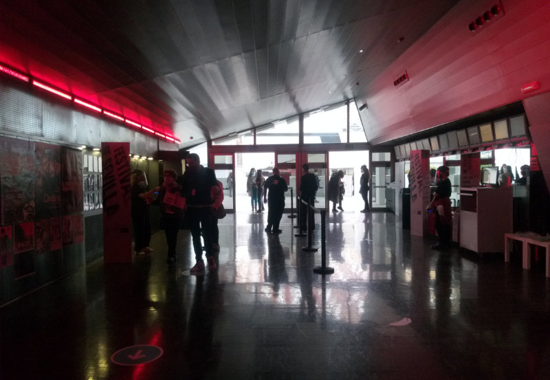 Antesala Cine Sur Nervión Plaza