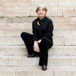 SIN ADITIVOS: UNA NOVELA CON RESTRICCIONES La autora