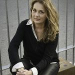 El camino de las luciérnagas Autora de El camino de las Luciérnagas