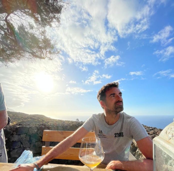 Autor de Y si te pido que me entierres