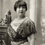 Conociendo autores: Carmen de Burgos Carmen de Burgos