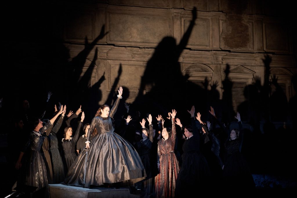 Maestranza, Norma, Bellini, foso