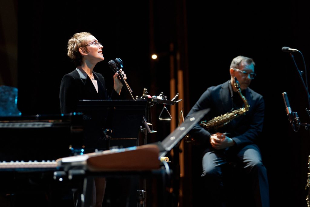 luminosa, Stacey, Kent, concierto