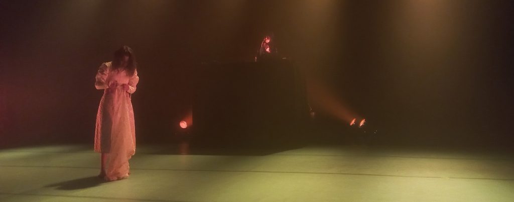 Mecánica, Luz Arcas, Le Parody, baile