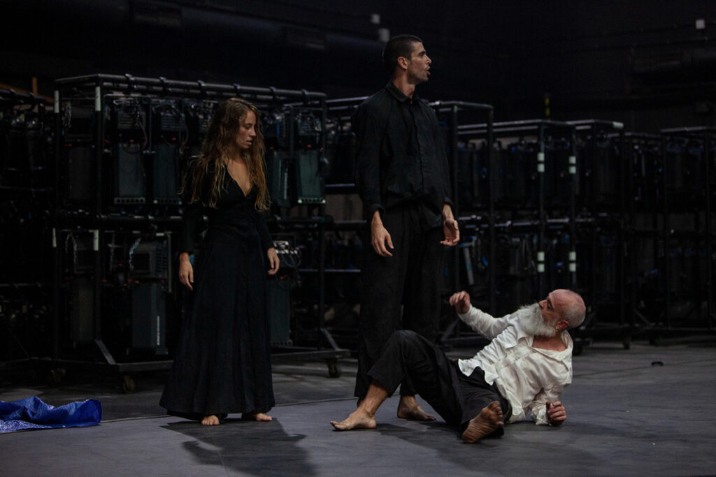 Libres, Weickert, Música, danza