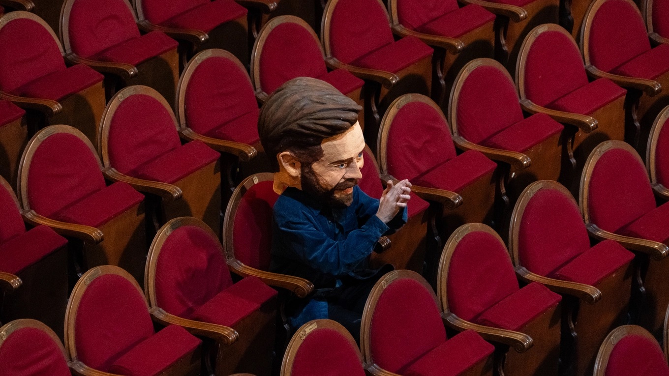 Miguel Campos, Filmin, comedio, humor negro, cabeza