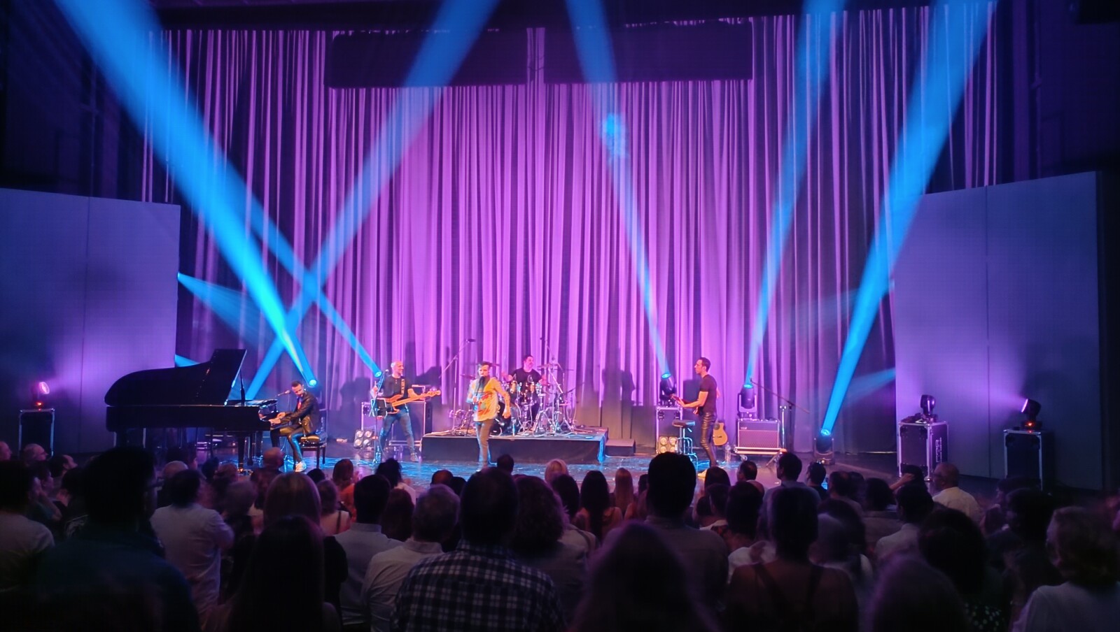 Vipers, QUEEN, tributo, concierto, teatro, KN Proarte