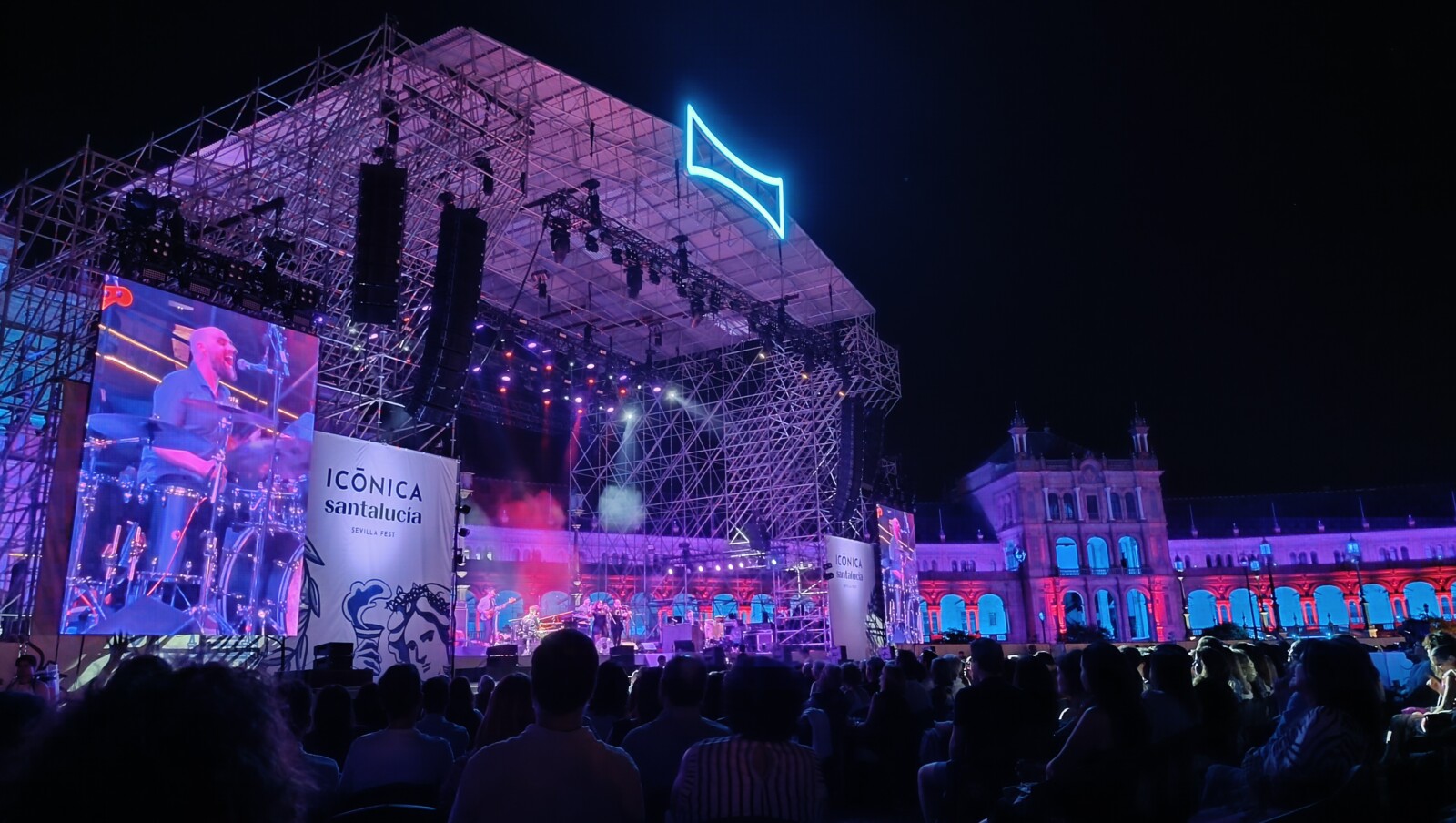 Jamie Cullum, Icónica, Sevilla, Música, Jazz, abanico, Partitura para el Fuego, trickster