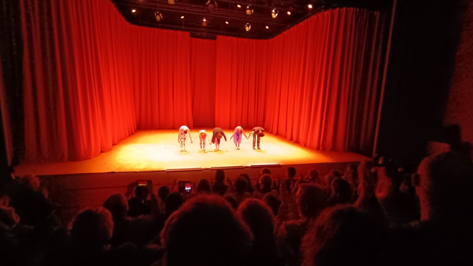 EIDÔLON – Aristófocles eterno, crónicas literarias de Alberto Revidiego para cubrir las Artes Escénicas de Sevilla. T