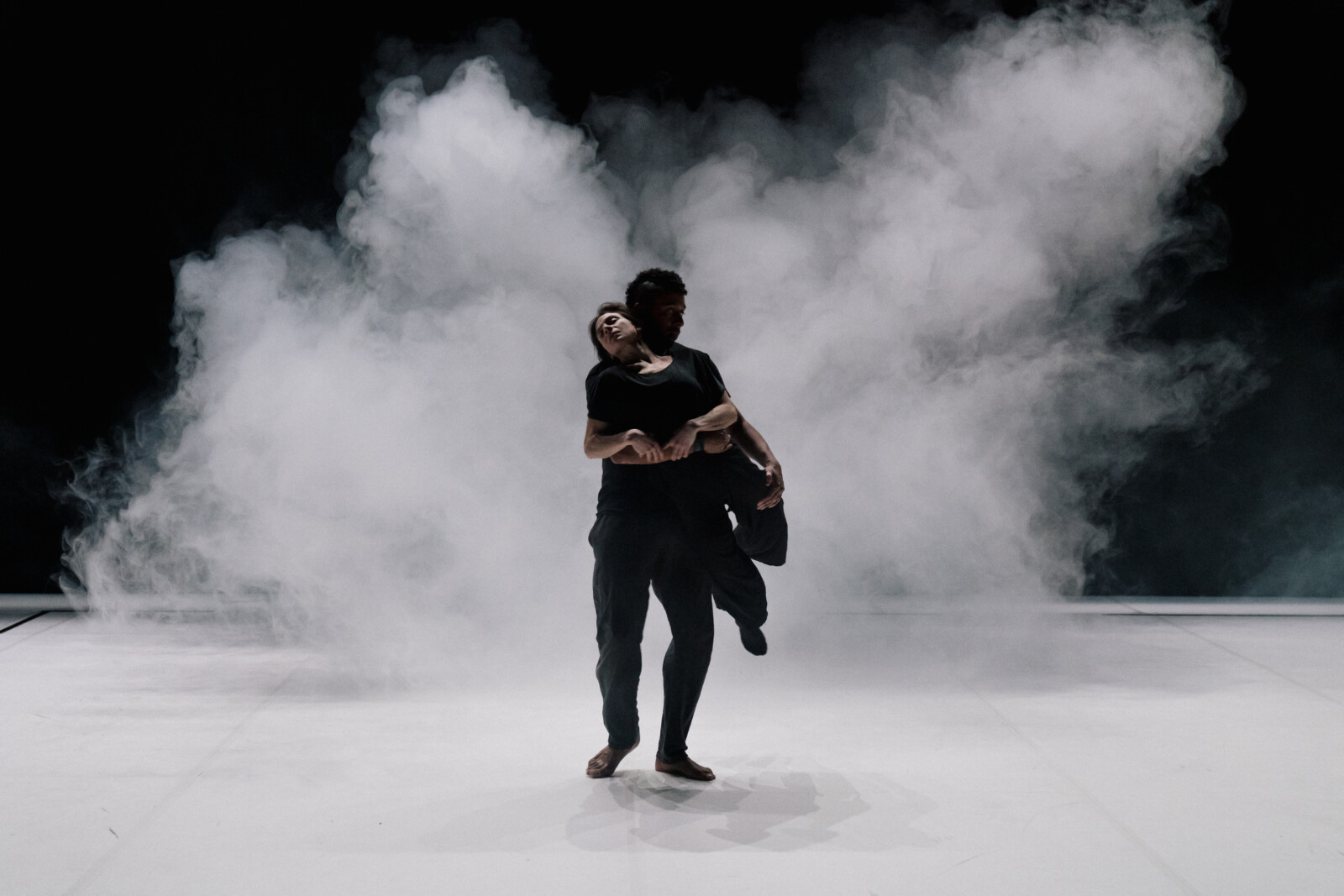 Rachid ouramdane, compagnie de chaillot, aire, teatro central, danza