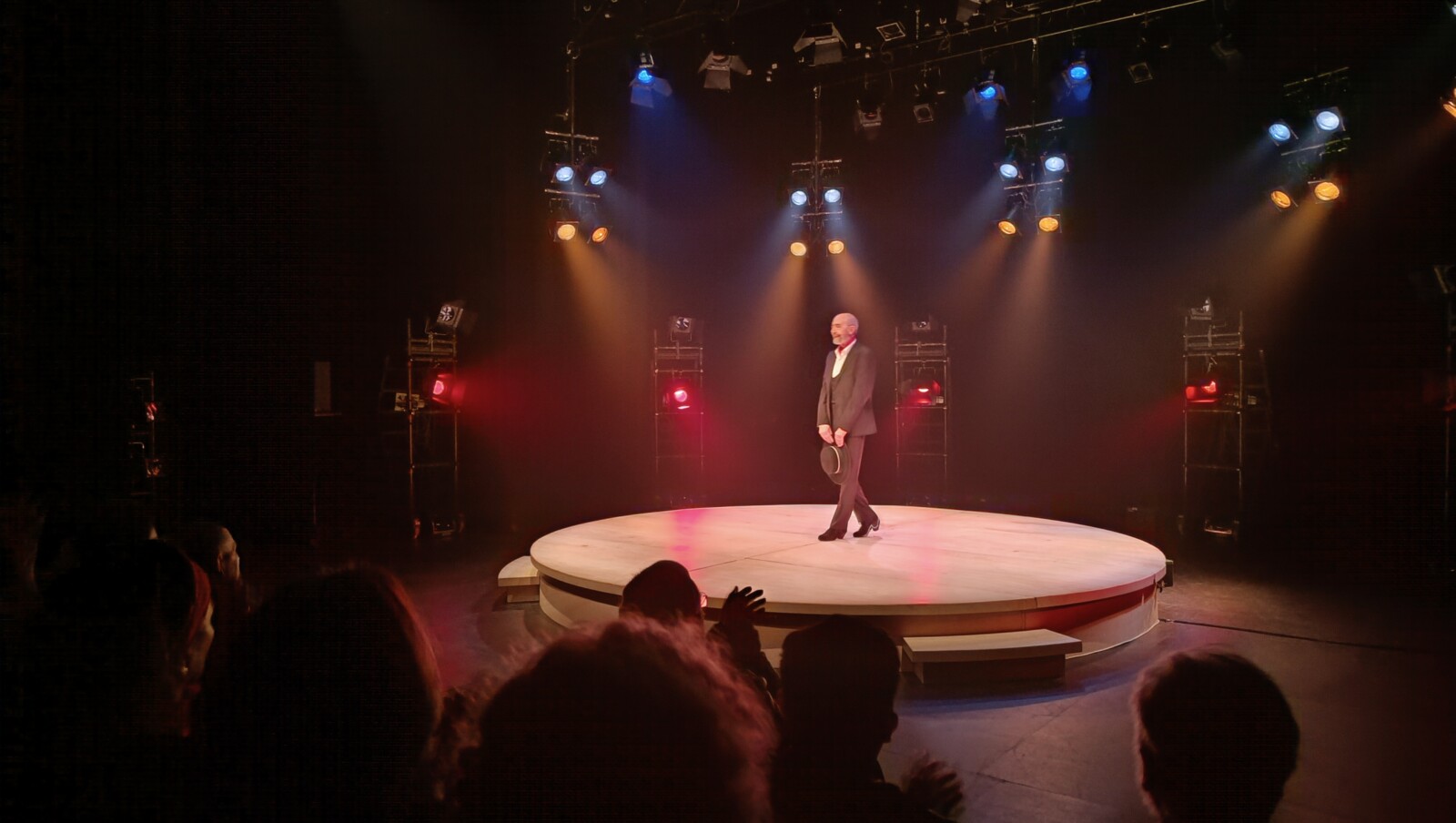 ARTISTA DE NOVELA, Juan Martínez, XAVIER ALBERTÍ, Miguel Rellán, teatro