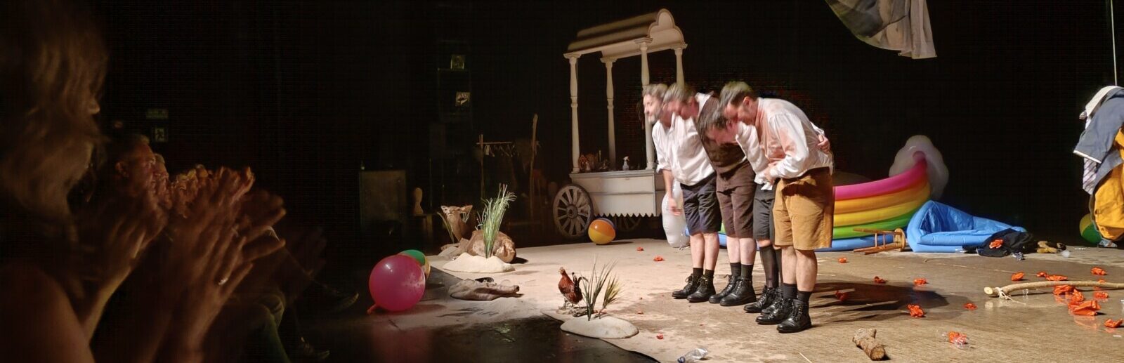 Club caníbal, agua, teatro, humor