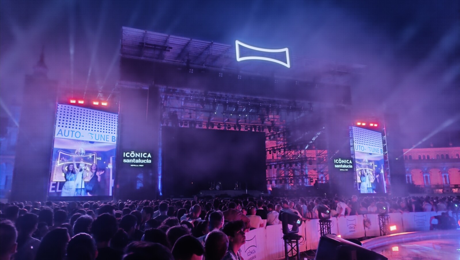 Leiva, Icónica, Sevilla, Música, rock, Partitura para el Fuego, trickster