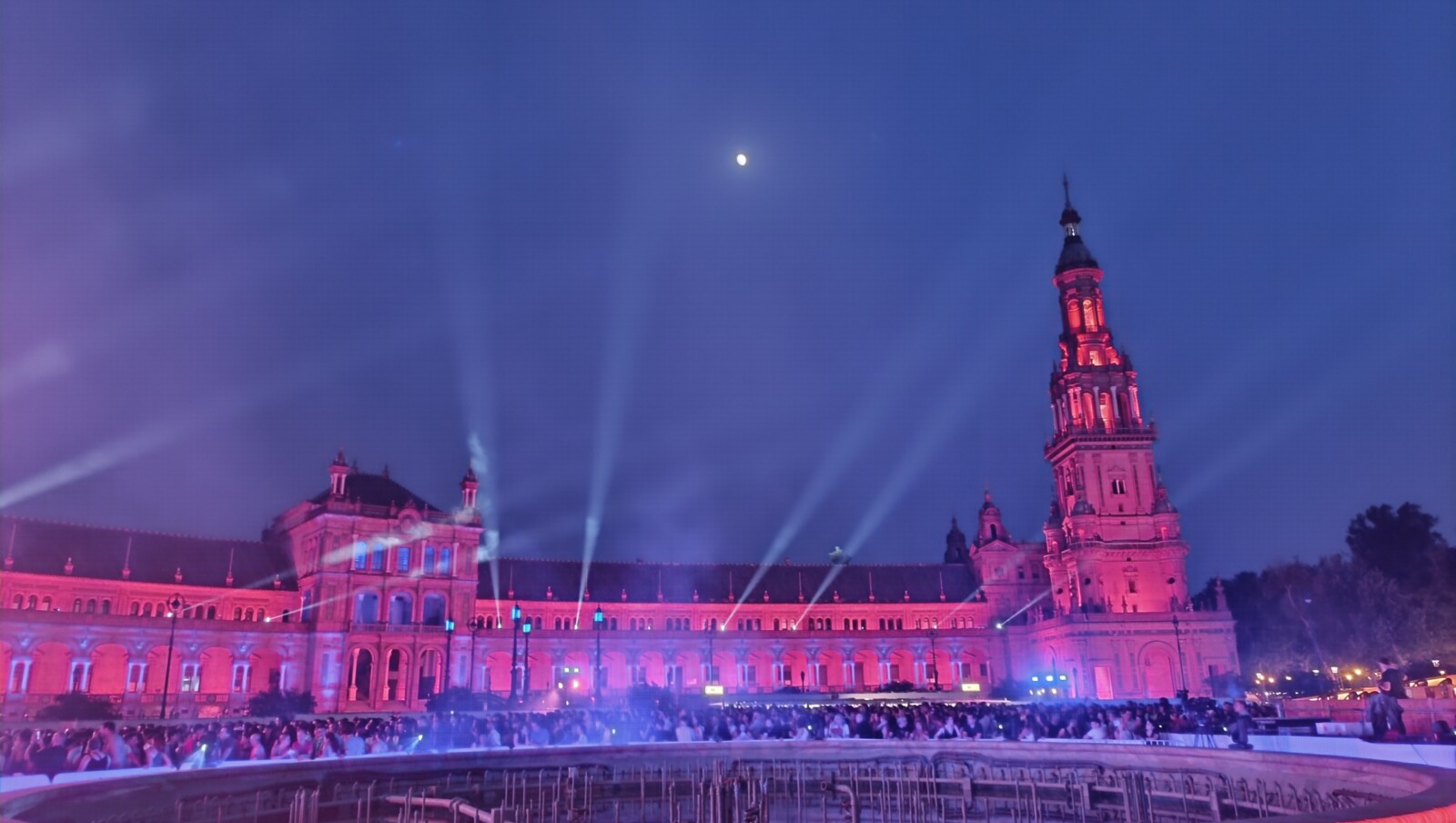 Leiva, Icónica, Sevilla, Música, rock, Partitura para el Fuego, trickster