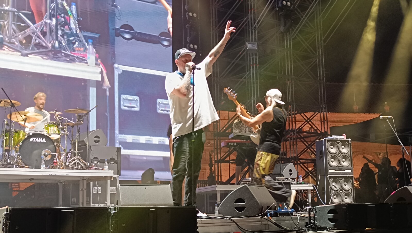 OFUNKILLO, LA RAÍZ, REINCIDENTES, Icónica, Sevilla, Música, rock, Partitura para el Fuego, trickster