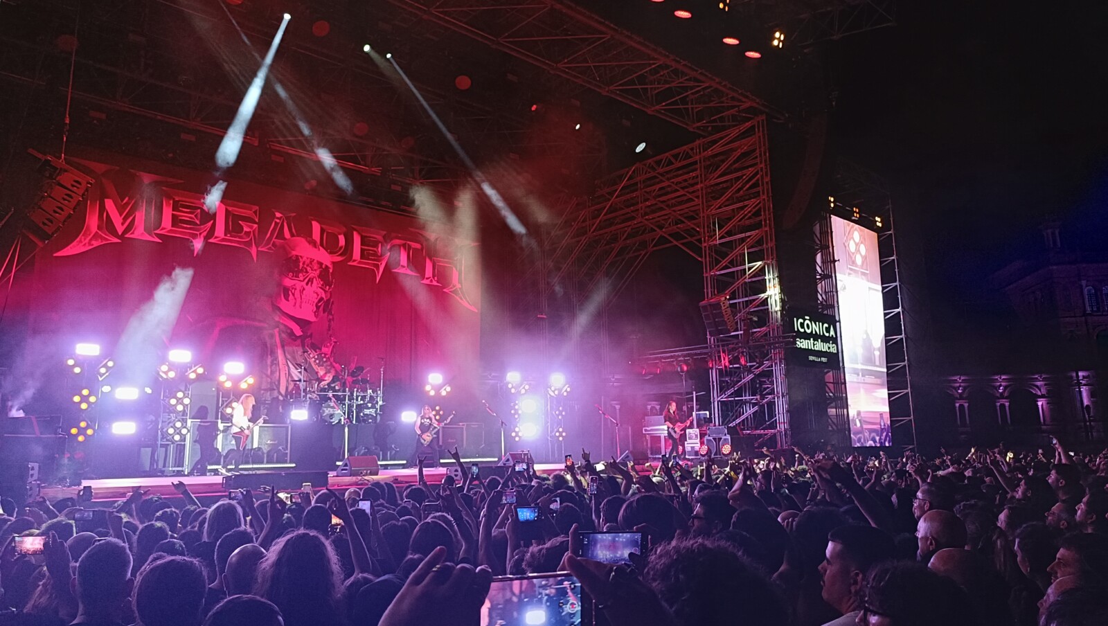 MEGADETH, metal, Angelus Apatrida, Icónica, Sevilla, Música, Partitura para el Fuego, trickster