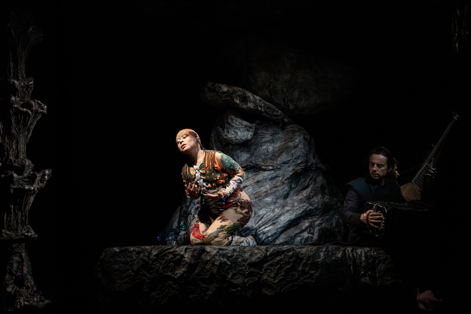 Último helecho, Nina Laisné, François Chaignaud, Nadia Larcher, Alberto Revidiego, Teatro Clásico, EIDÔLON, Aristófocles eterno, Teatro Central